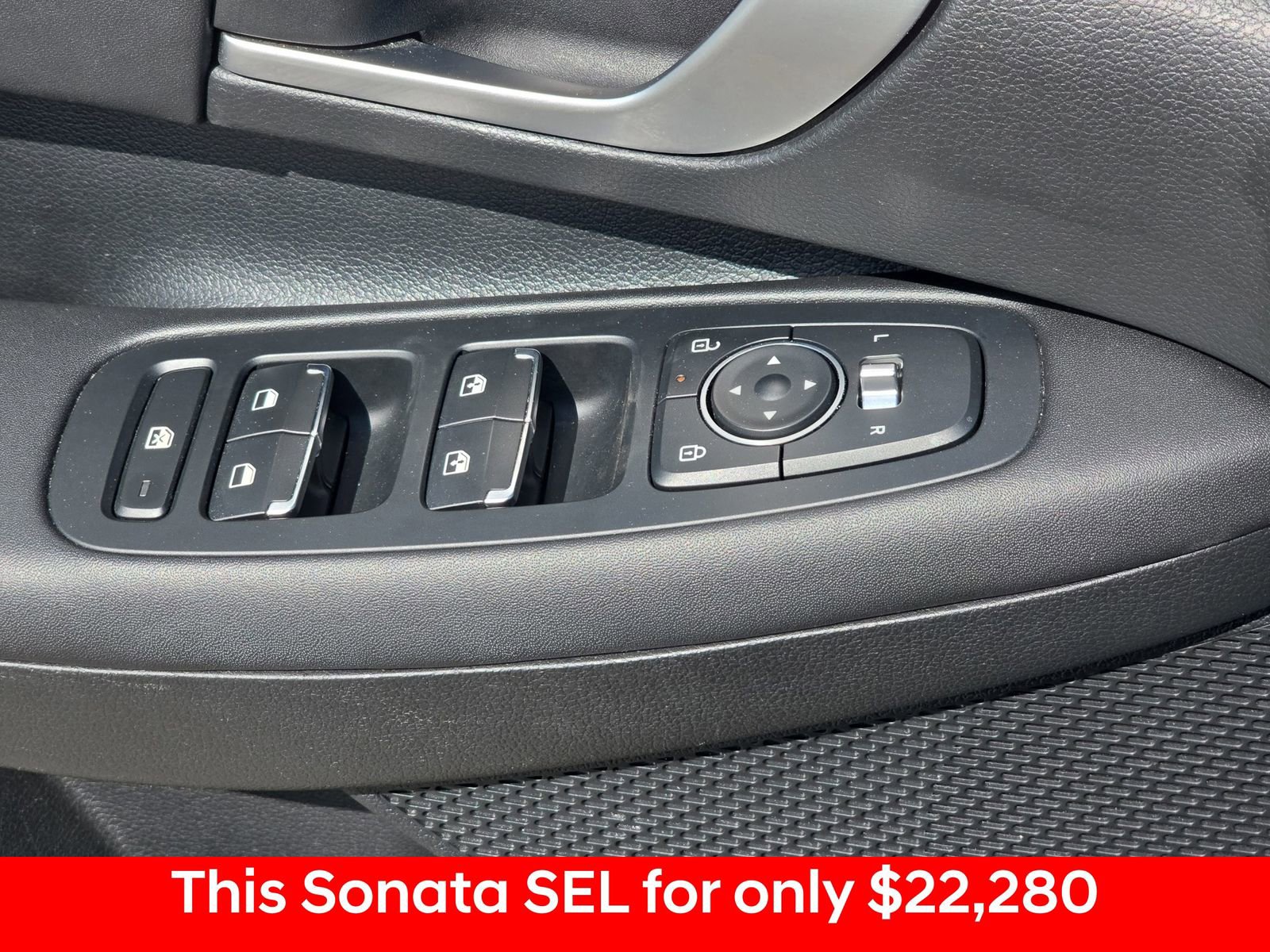 Used 2025 Hyundai Sonata SEL FWD image 35