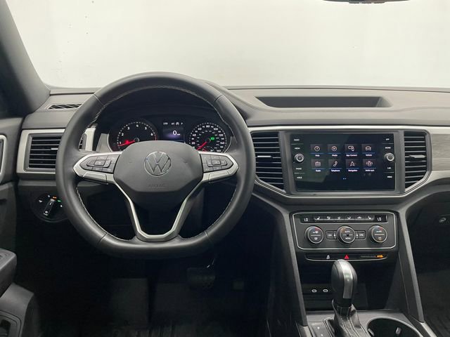 Used 2021 Volkswagen Atlas Cross Sport SE image 3