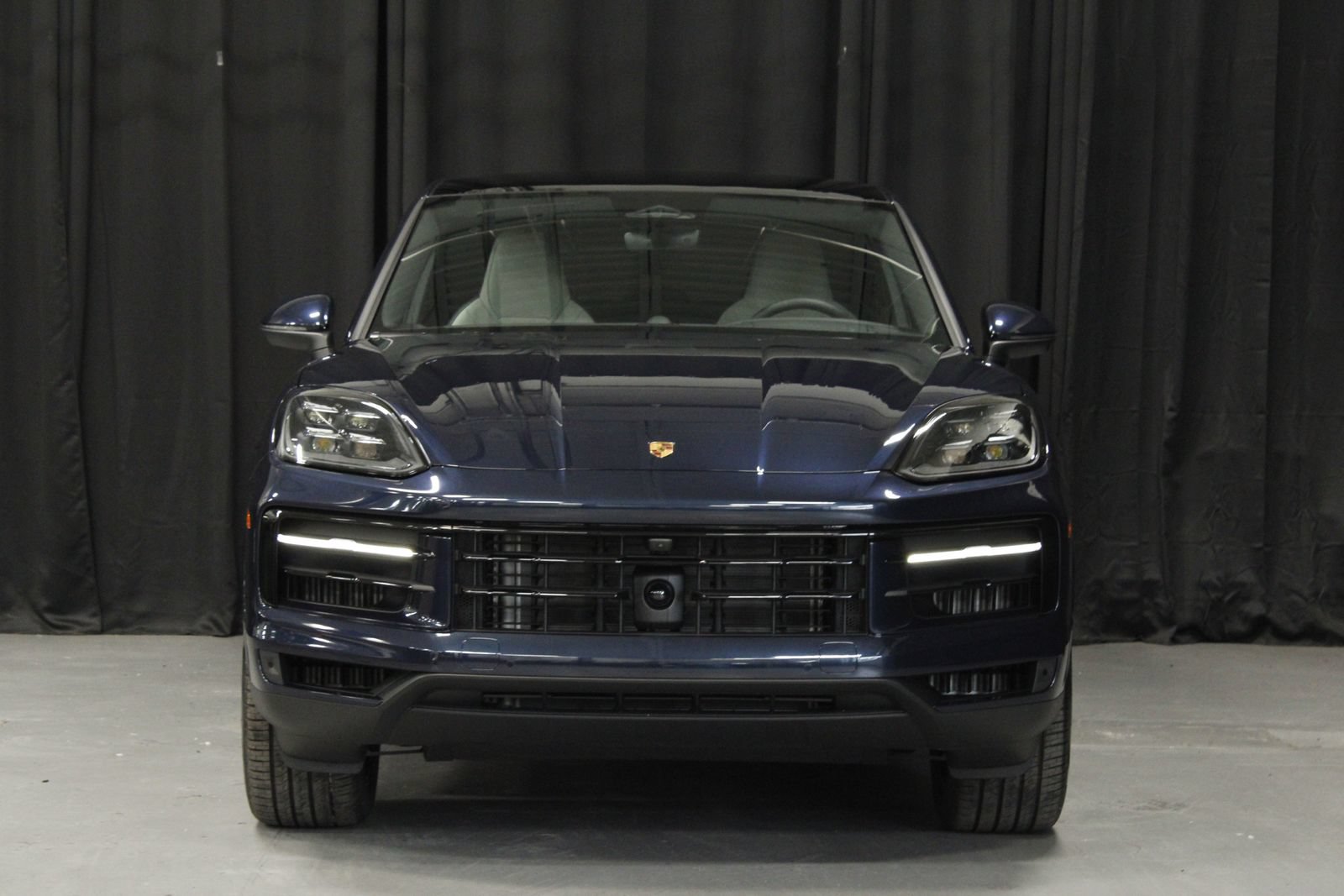 New 2026 Porsche Cayenne Coupe AWD/4WD image 10