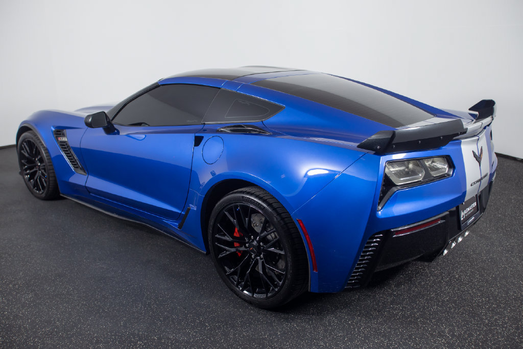 Used 2016 Chevrolet Corvette Z06 w/ 3LZ Preferred Equipment Group RWD image 15