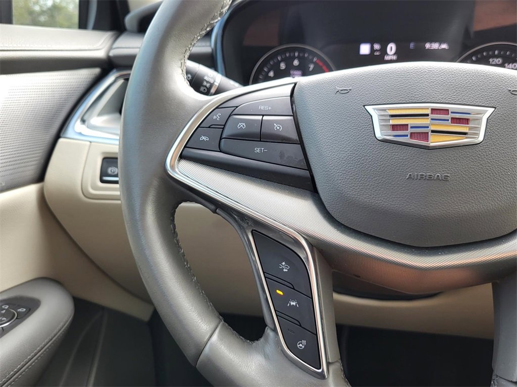 Used 2021 Cadillac XT5 Premium Luxury image 23