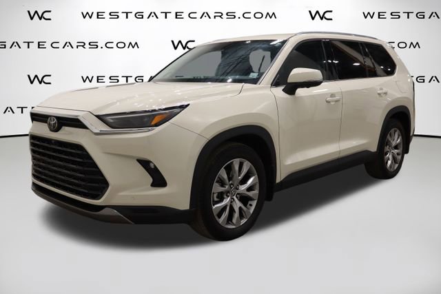 Used 2024 Toyota Grand Highlander Limited FWD image 1