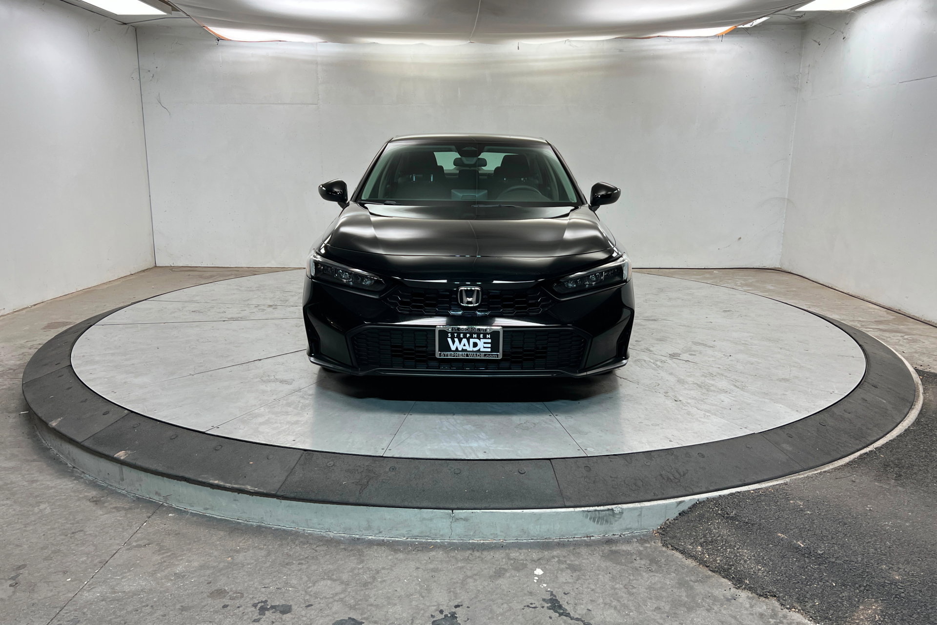 Used 2025 Honda Civic LX image 9
