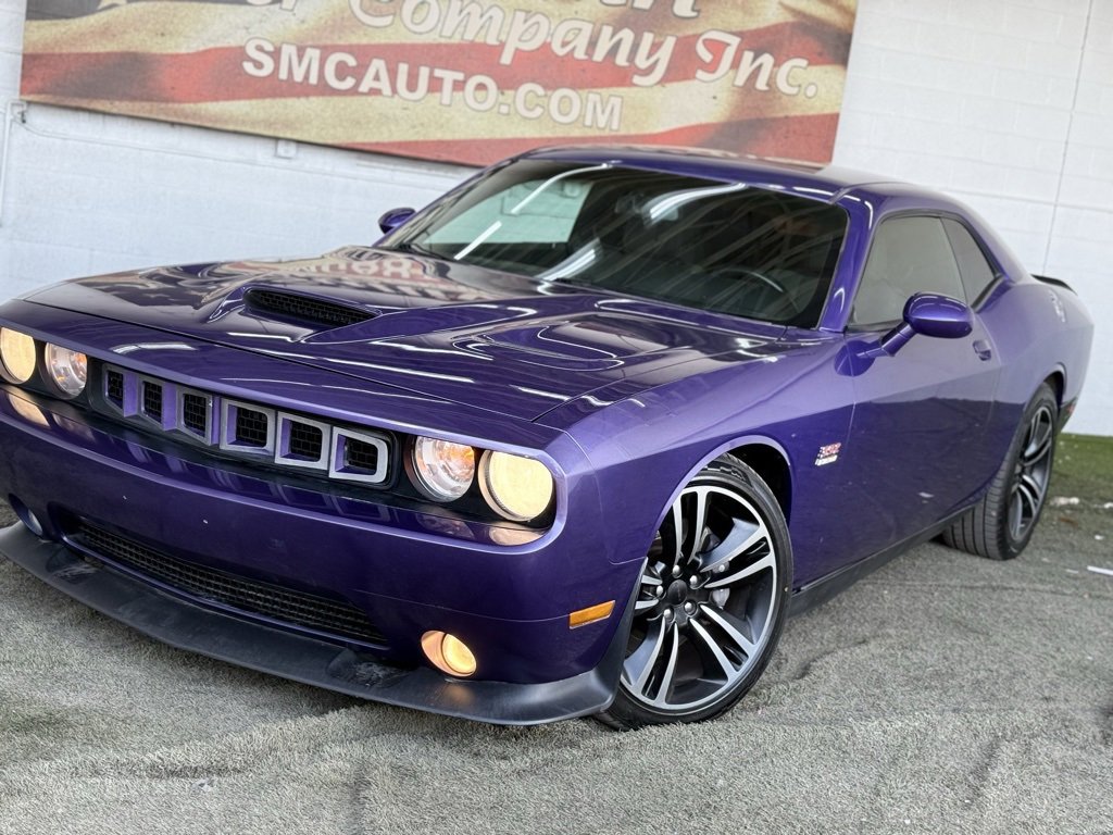 Used 2013 Dodge Challenger SRT8 Core image 2