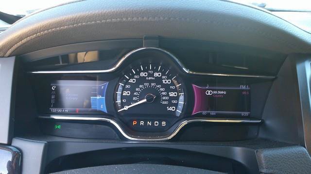 Used 2013 Lincoln MKS FWD image 6