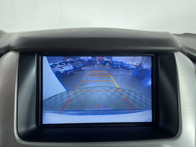 Used 2016 GMC Yukon XL SLT w/ Open Road Package AWD/4WD image 23