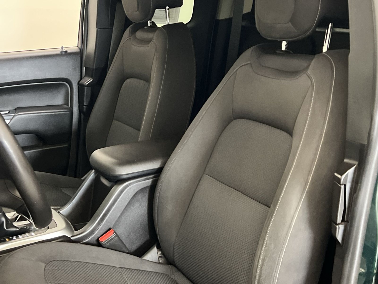 Used 2016 Chevrolet Colorado LT w/ LT Convenience Package RWD image 37