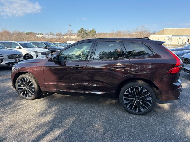 New 2026 Volvo XC60 T8 Ultra w/ Protection Package Premier AWD/4WD image 4