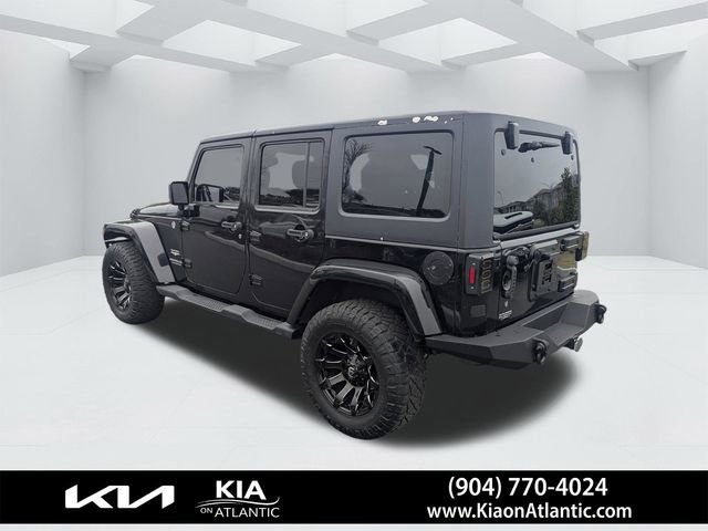 Used 2014 Jeep Wrangler Unlimited Sahara w/ Connectivity Group image 5