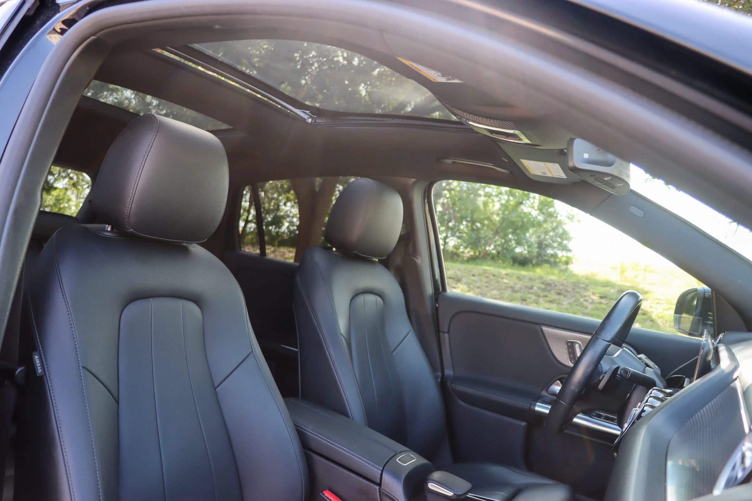 Used 2021 Mercedes-Benz GLA 250 w/ Premium Package image 21