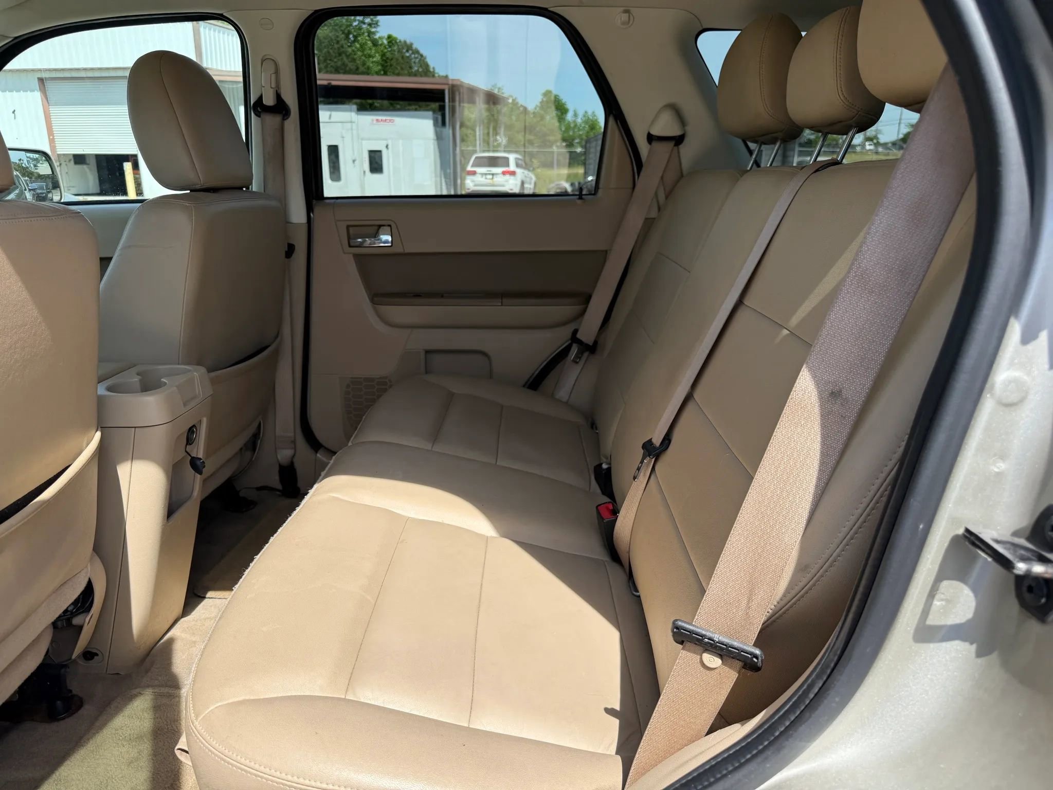 Used 2010 Ford Escape Limited AWD/4WD image 21