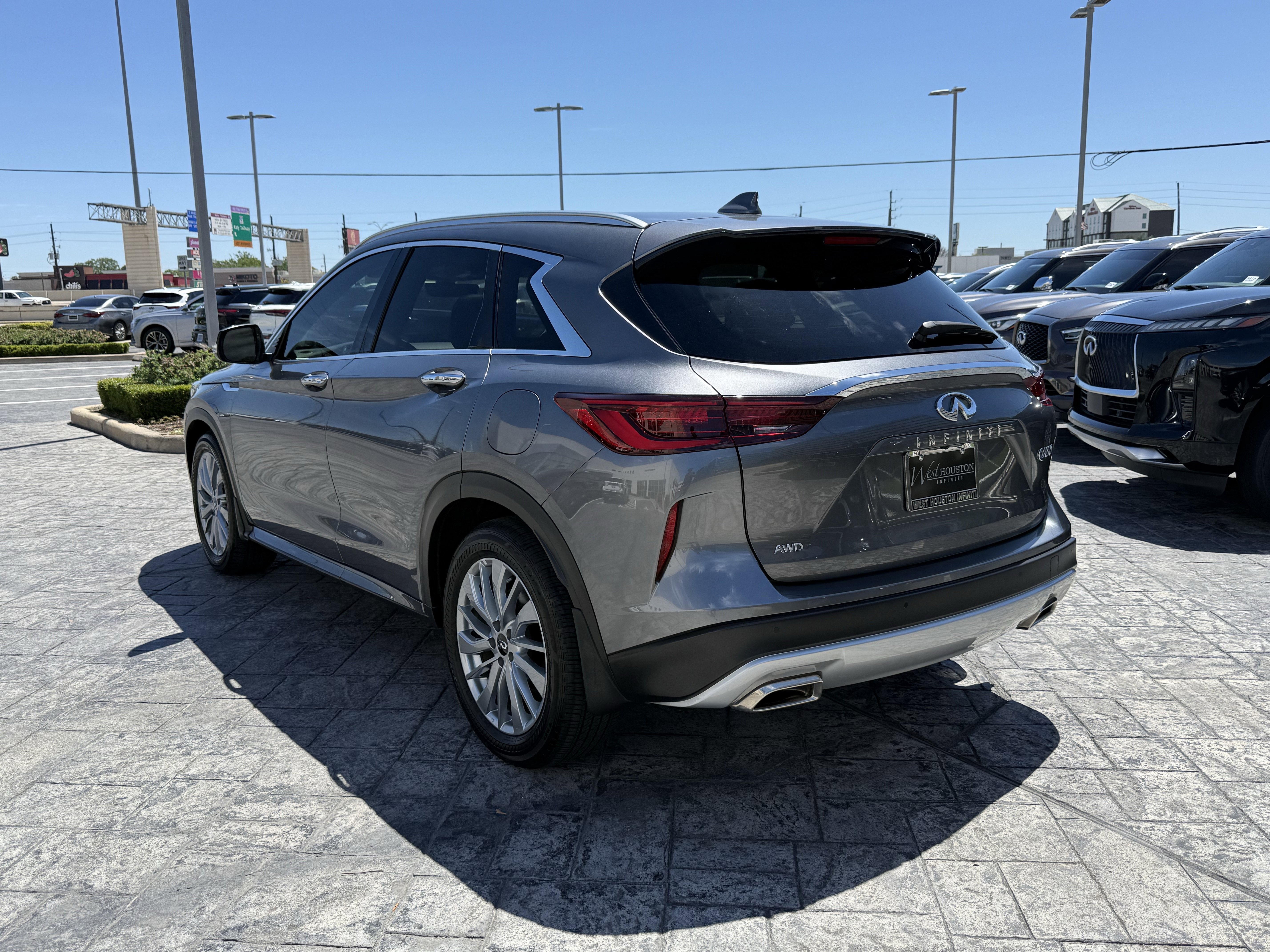 Certified 2025 INFINITI QX50 Luxe image 5