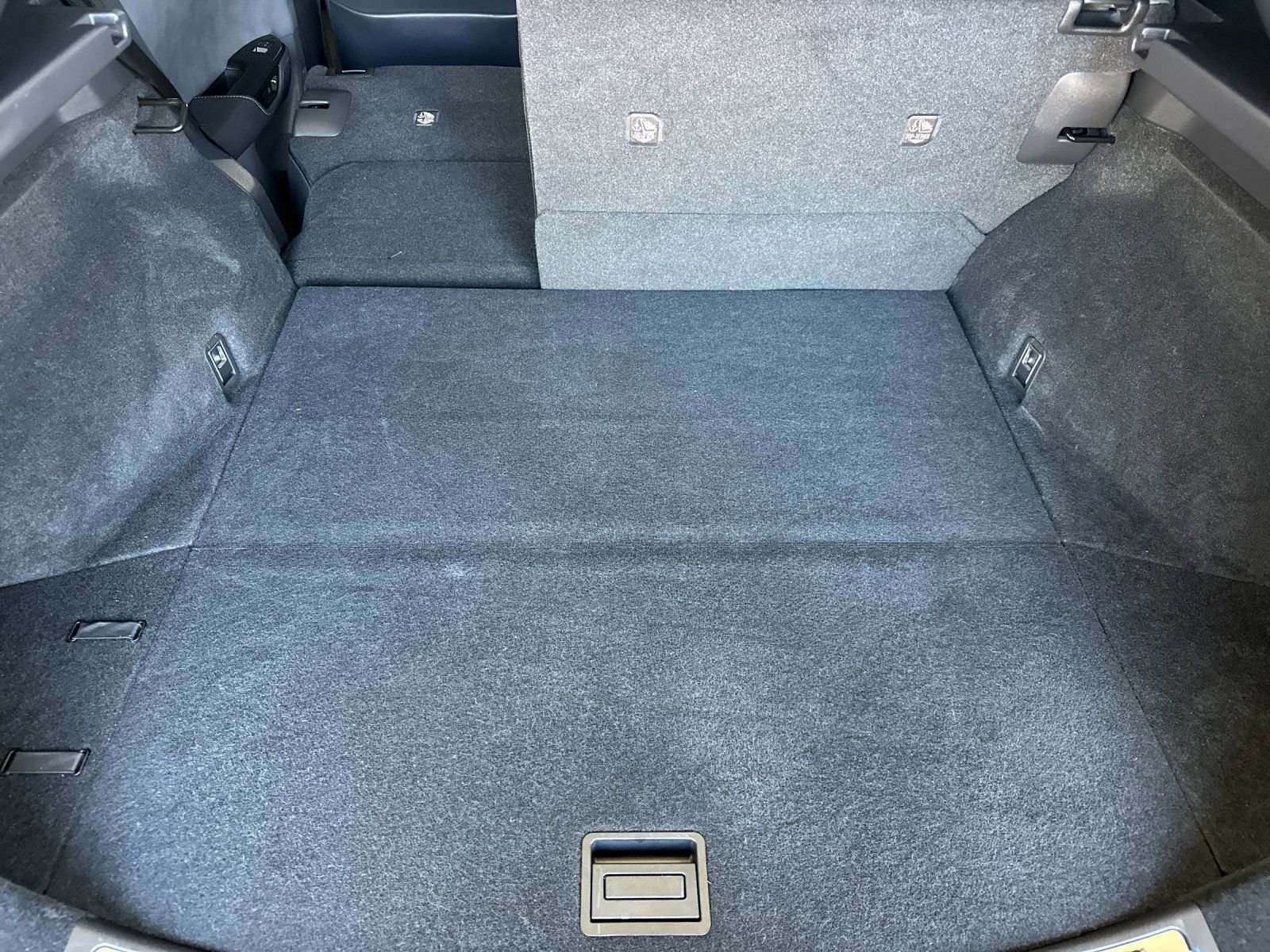 Used 2024 Lexus RZ 300e Premium w/ Technology Package image 17