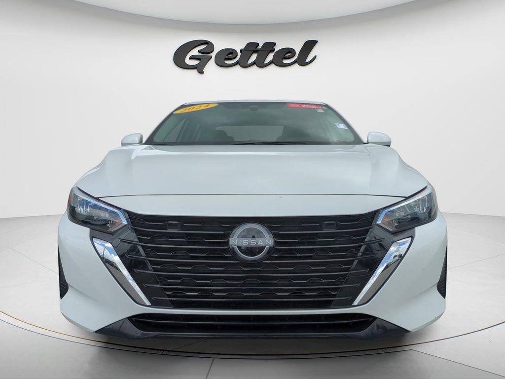 Certified 2024 Nissan Sentra SV FWD image 2