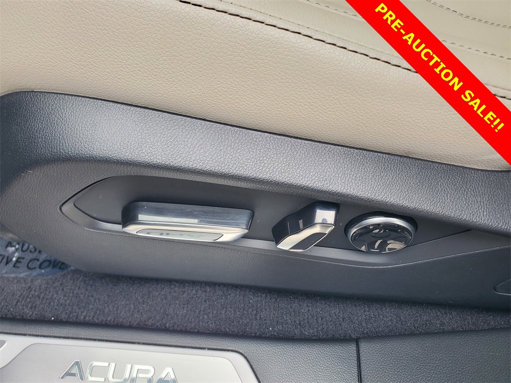 Used 2025 Acura RDX SH-AWD image 19