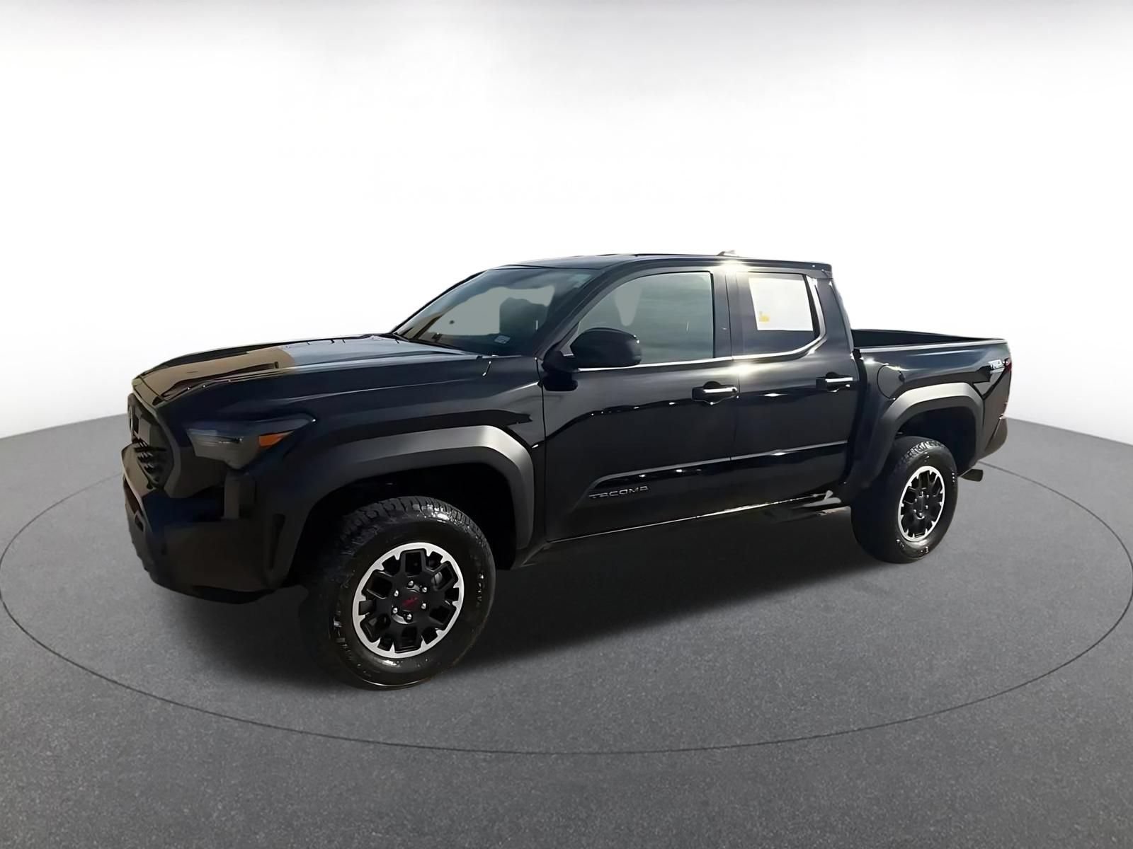 Used 2025 Toyota Tacoma TRD Off-Road AWD/4WD image 7