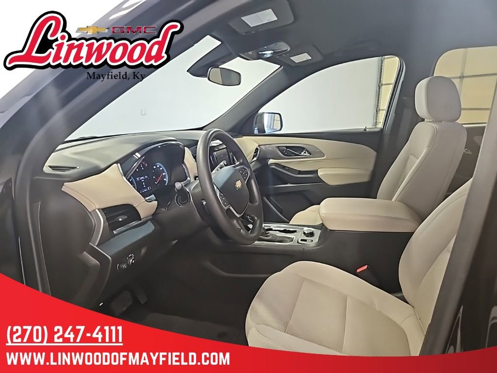 Used 2023 Chevrolet Traverse LS FWD image 10