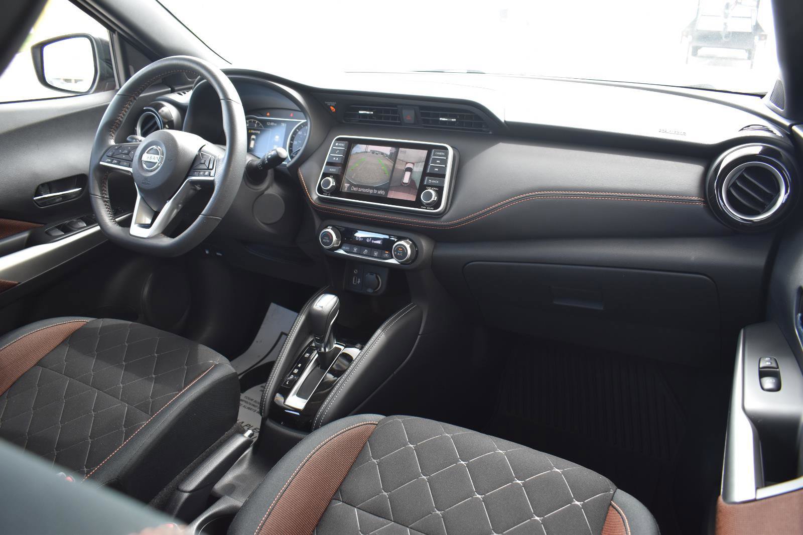 Used 2020 Nissan Kicks SR image 54