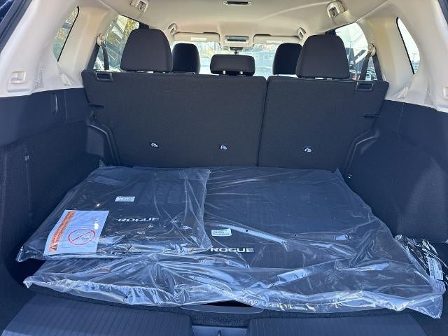 New 2027 Nissan Rogue SV w/ Cold Weather Package AWD/4WD image 16