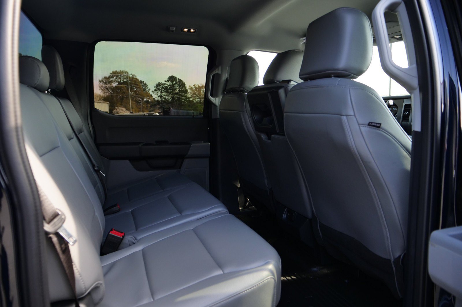 Used 2024 Ford F350 XL RWD image 19