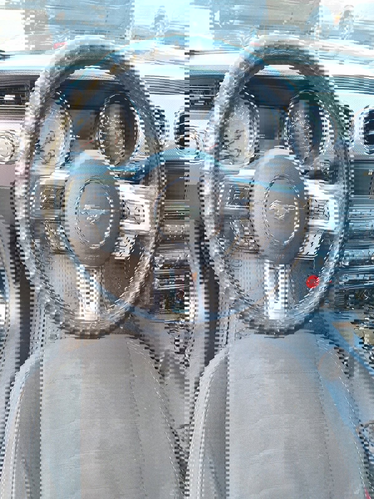 Used 2017 Ford Mustang GT image 10