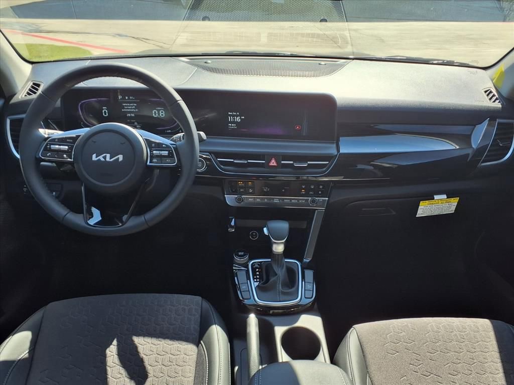 New 2026 Kia Seltos S image 3