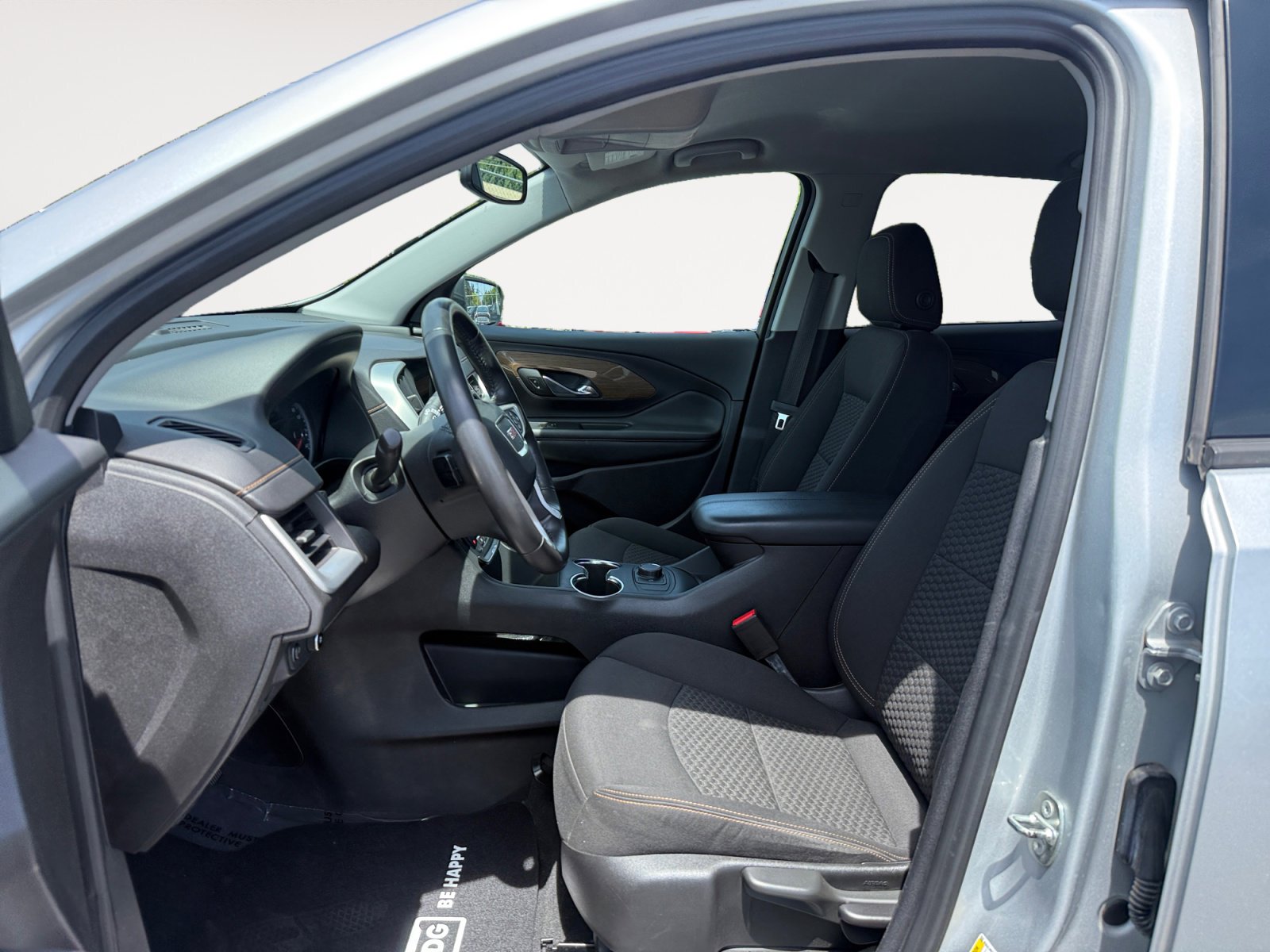 Used 2018 GMC Terrain SLE FWD image 10