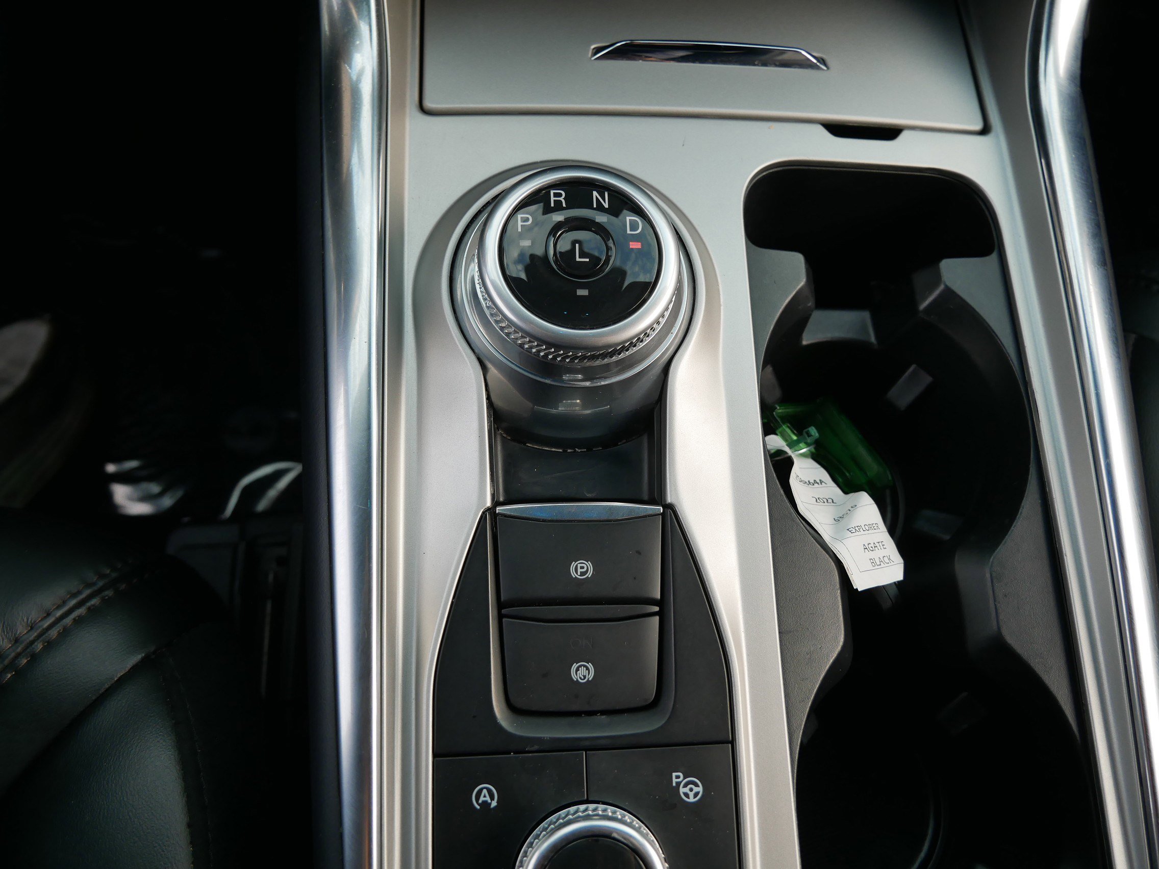 Certified 2022 Ford Explorer Platinum w/ Equipment Group 601A image 25