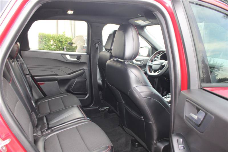 Used 2023 Ford Escape ST-Line AWD/4WD image 12