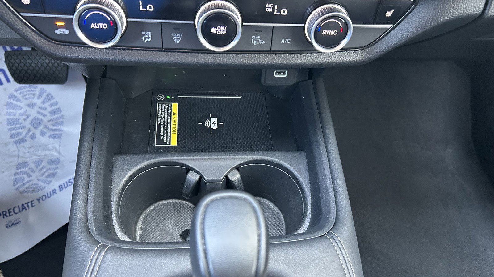 Used 2024 Honda HR-V EX-L image 33