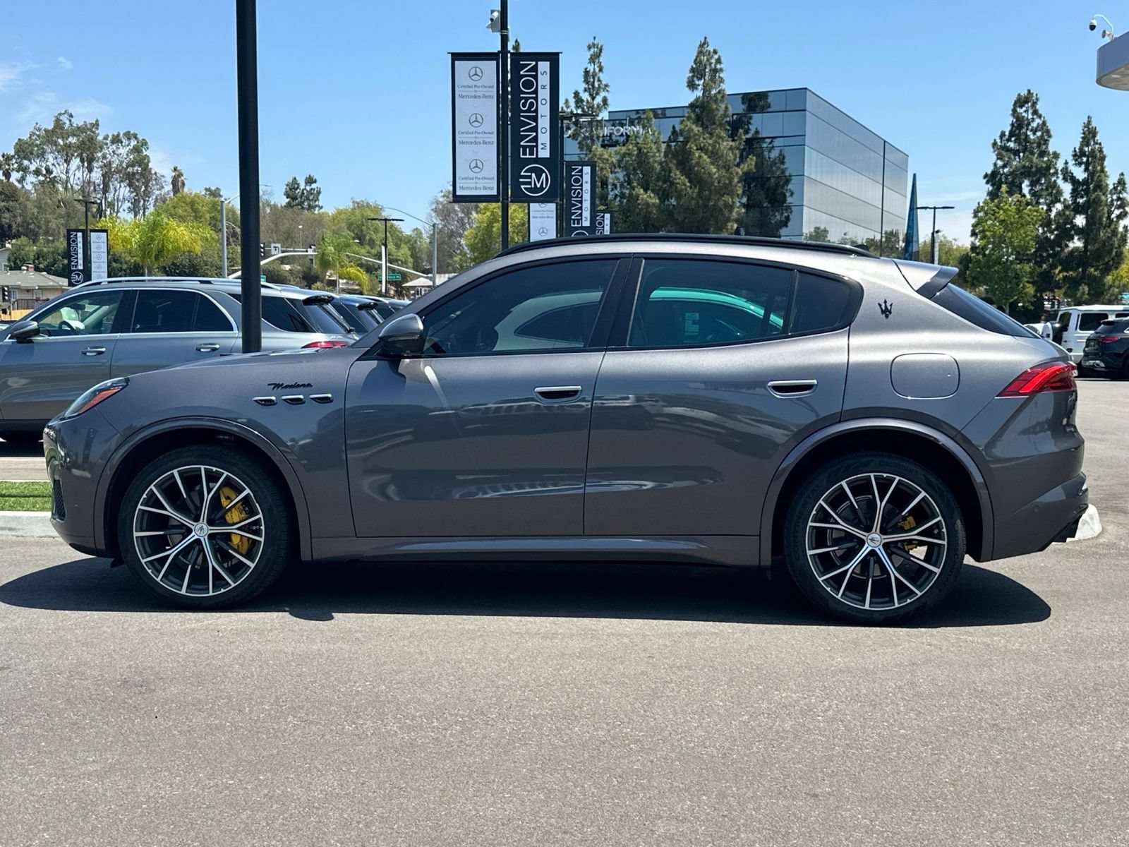 Used 2023 Maserati Grecale Modena AWD/4WD image 6