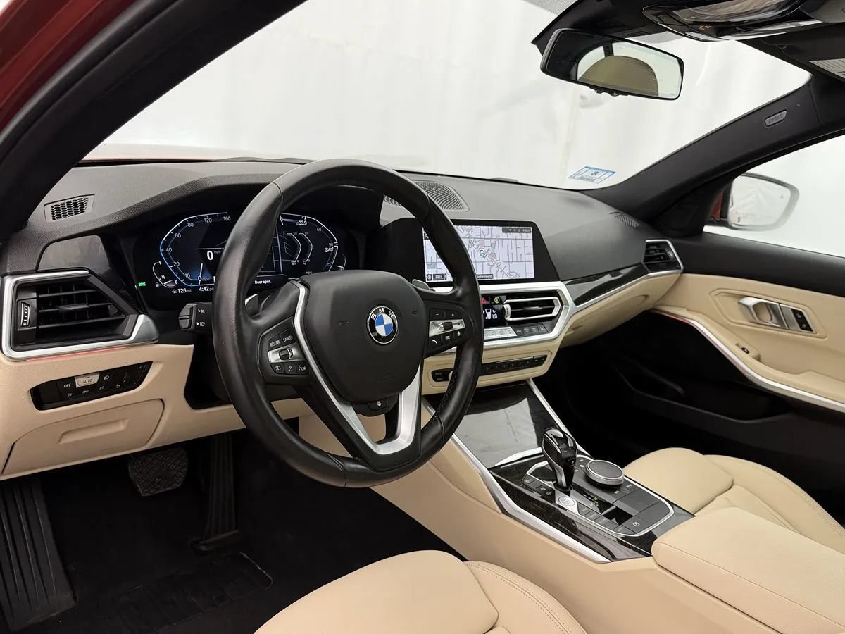 Used 2021 BMW 330i xDrive Sedan w/ Convenience Package AWD/4WD image 8