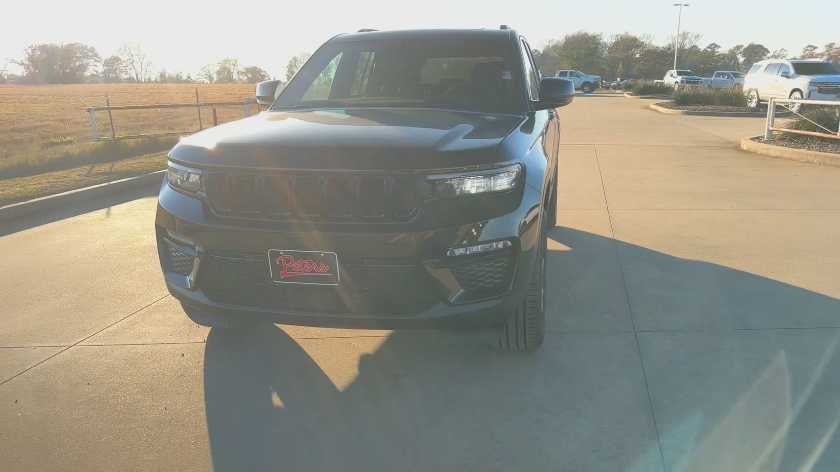 New 2025 Jeep Grand Cherokee Limited w/ Black Appearance Package RWD image 4