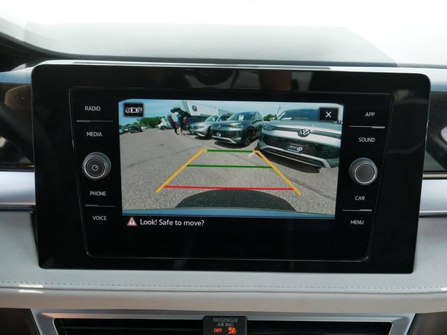 Certified 2025 Volkswagen Taos SE AWD/4WD image 29