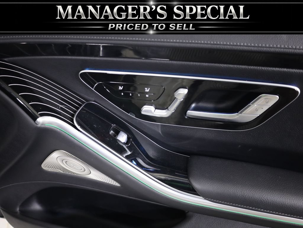 Used 2022 Mercedes-Benz S 500 4MATIC w/ AMG Line Package image 57