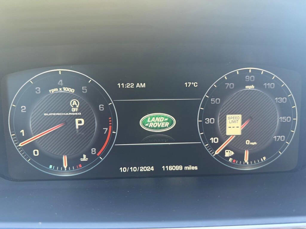 Used 2015 Land Rover Range Rover Supercharged image 17