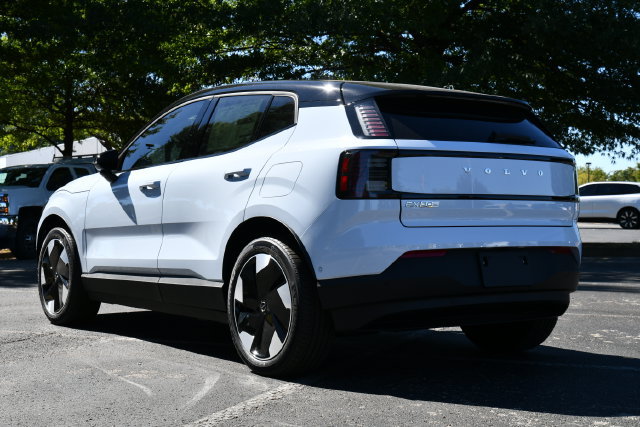 New 2026 Volvo EX30 Ultra w/ Protection Package Premier AWD/4WD image 5