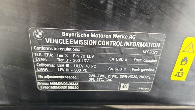 Used 2021 BMW M4 Competition w/ M Carbon Exterior Package RWD image 72