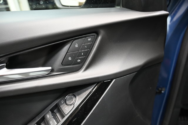New 2027 Chevrolet Equinox RS w/ Safety and Technology Package AWD/4WD image 27