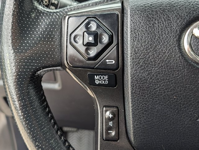 Used 2015 Toyota 4Runner Trail Premium AWD/4WD image 20