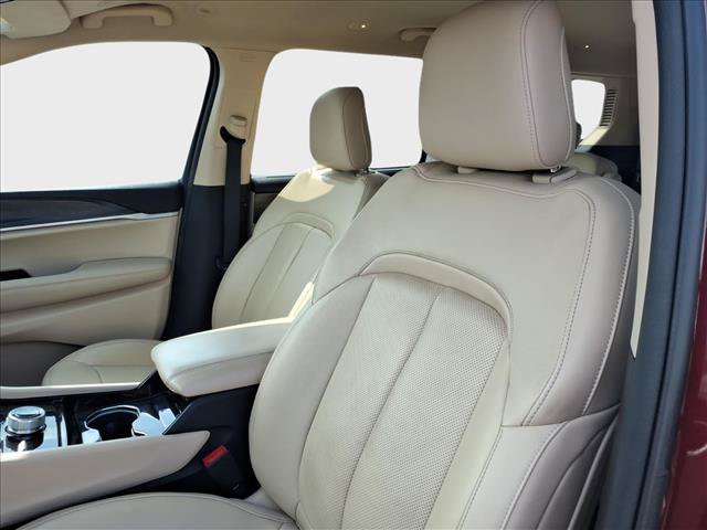 Used 2022 Jeep Grand Cherokee L Limited w/ Luxury Tech Group II AWD/4WD image 16