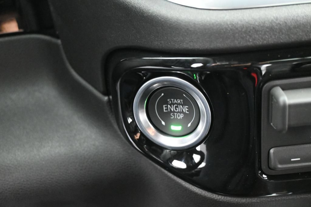 Used 2026 Chevrolet Silverado 1500 High Country RWD image 18