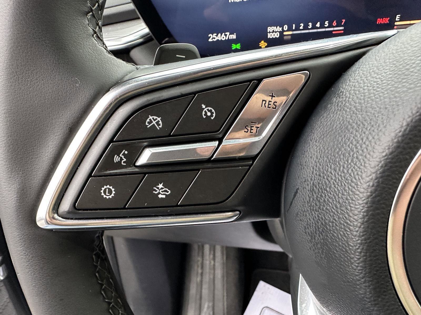 Used 2025 Buick Enclave Preferred image 24