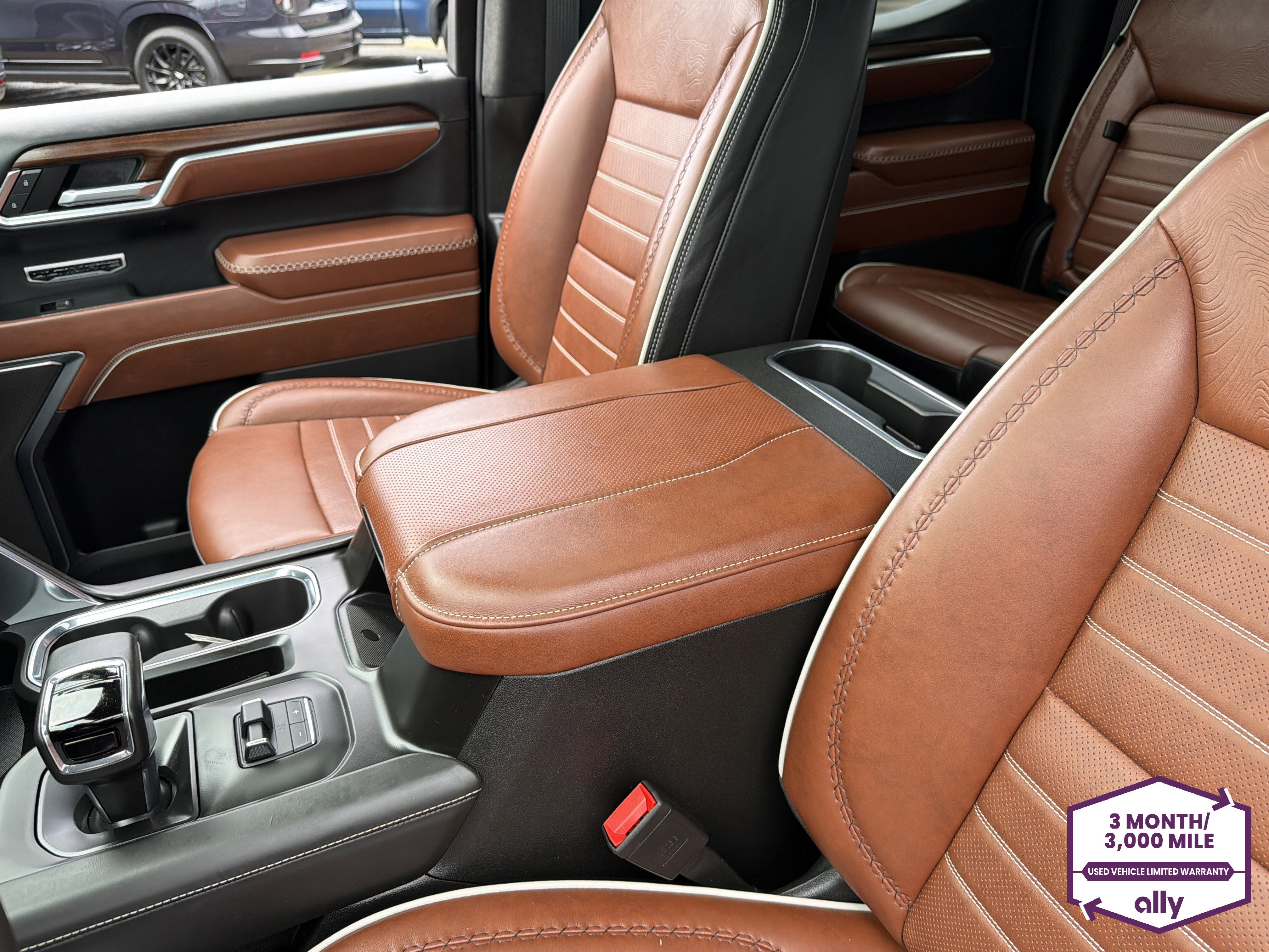 Used 2025 GMC Sierra 1500 Denali Ultimate image 17