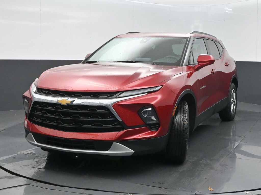 Used 2023 Chevrolet Blazer LT w/ Convenience Package image 3