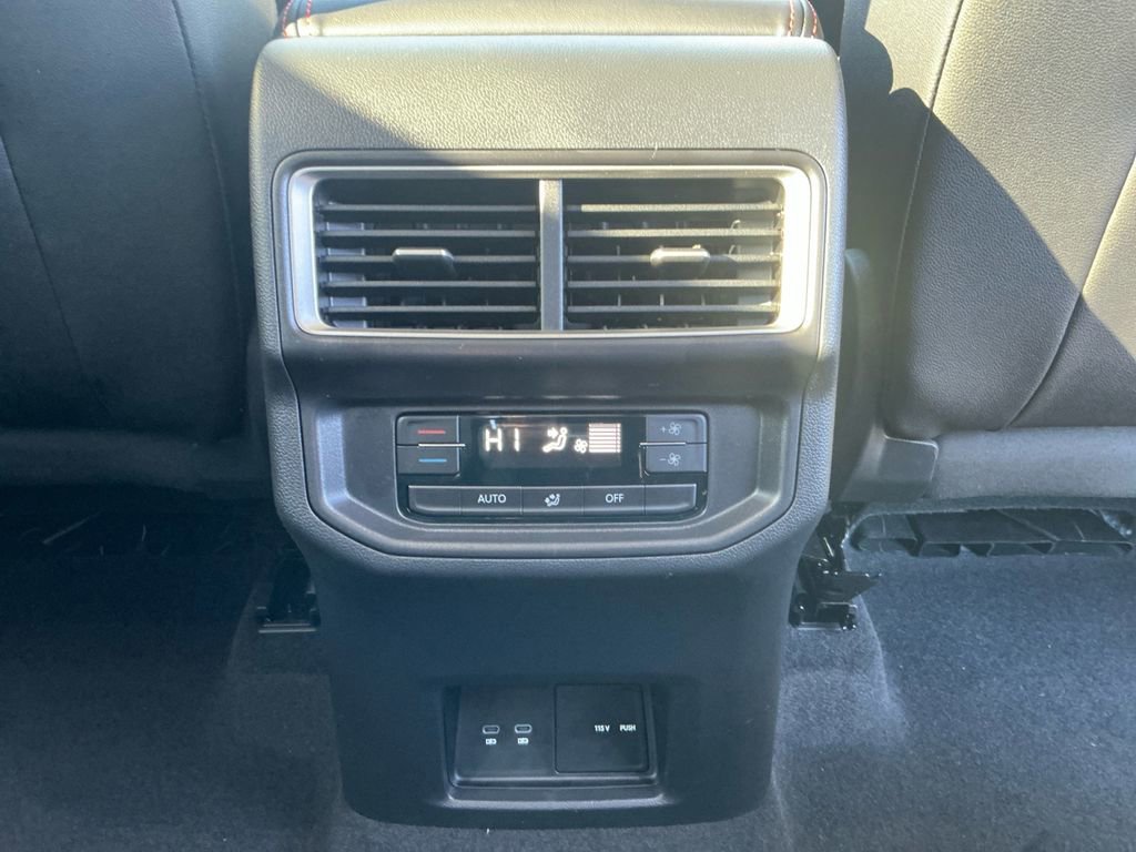 New 2026 Volkswagen Atlas Peak Edition image 19