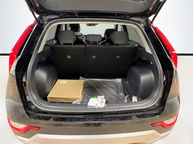 New 2026 Kia Niro LX image 24