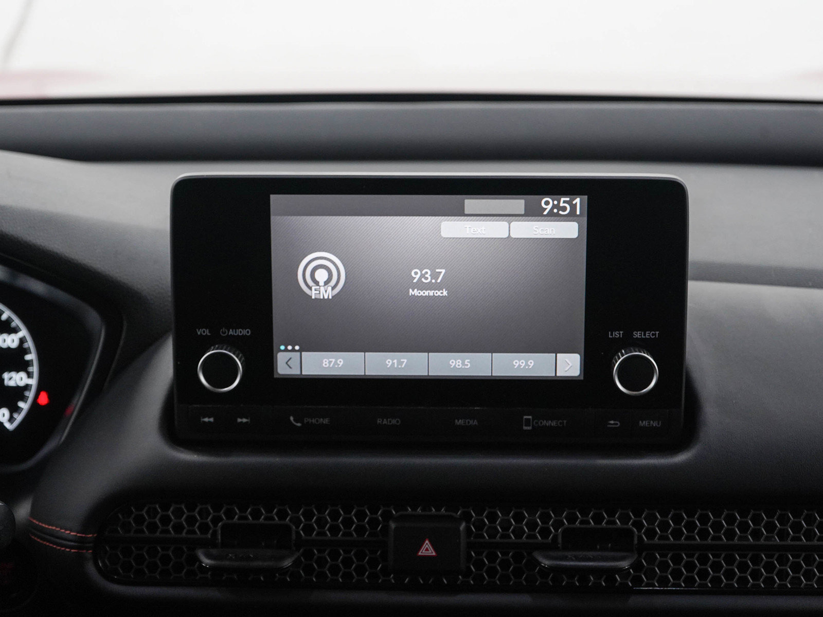 Used 2023 Honda HR-V Sport image 15