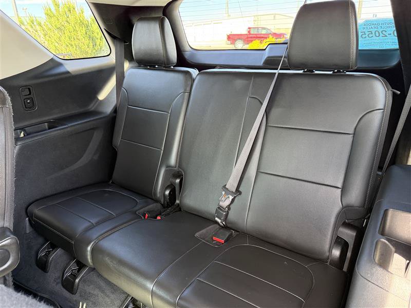 Used 2021 Chevrolet Traverse RS w/ LPO, Floor Liner Package AWD/4WD image 16