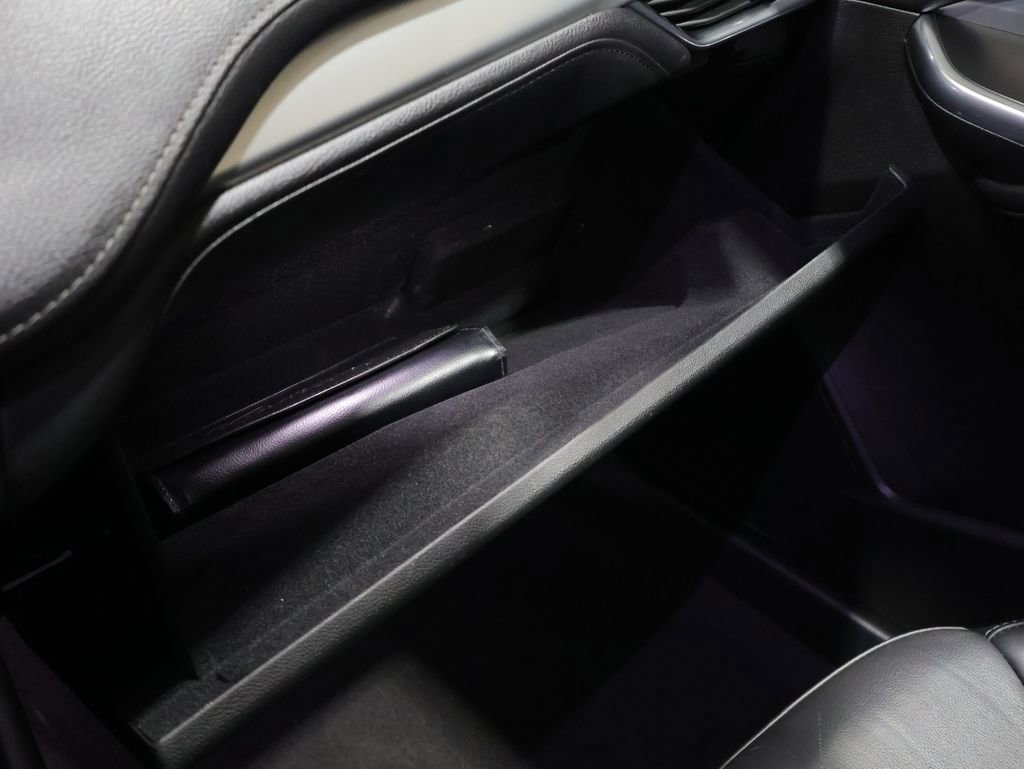 Used 2020 Cadillac XT4 Premium Luxury image 37